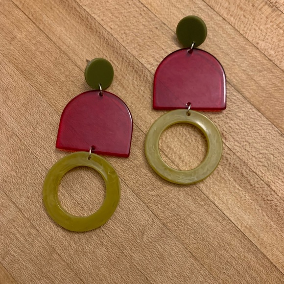 Geometric tri-tone statement earrings - Picture 2 of 3